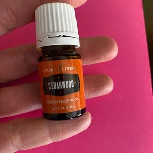 Young Living Cedarwood Oil - 5ml